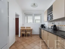 Prodej bytu 2+1, Praha - Holešovice, Osadní, 50 m2