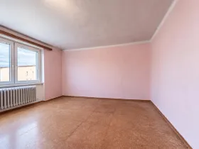 Prodej bytu 3+1, Čerčany, Družstevní, 64 m2
