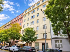 Prodej bytu 3+1, Praha - Žižkov, Biskupcova, 74 m2