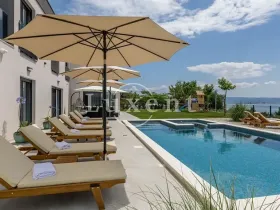 Prodej vily, Split, Chorvatsko, 360 m2