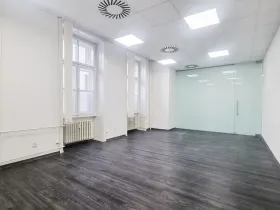 Pronájem kanceláře, Brno, Sukova, 46 m2
