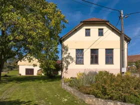 Prodej zemědělské usedlosti, Postupice - Čelivo, 451 m2