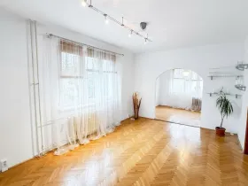 Prodej bytu 3+1, Kladno - Kročehlavy, Bělehradská, 70 m2