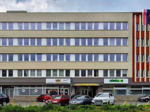 Pronájem kanceláře, Zlín, Kvítková, 19 m2