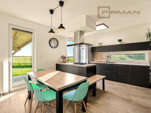 Prodej rodinného domu, Úvaly, Lipanská, 178 m2