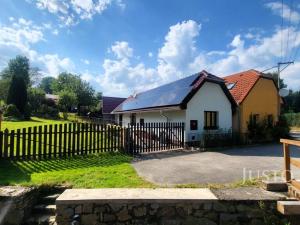 Prodej rodinného domu, Lhenice - Dolní Chrášťany, 61 m2