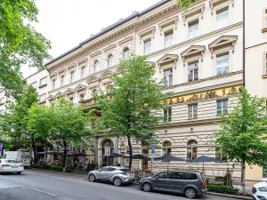 Pronájem kanceláře, Praha - Vinohrady, Italská, 225 m2