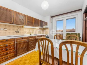Pronájem bytu 3+1, Lukov, U Rybníka, 73 m2