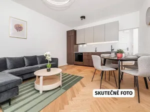 Prodej bytu 2+kk, Praha - Holešovice, Dělnická, 51 m2