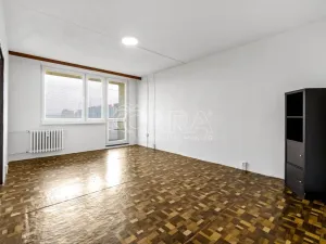 Prodej bytu 3+1, Praha - Petrovice, Rezlerova, 70 m2