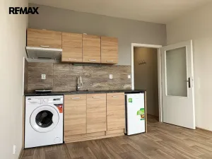 Pronájem bytu 1+kk, Olomouc, Lužická, 23 m2