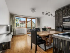 Pronájem bytu 3+kk, Praha - Libeň, Drahobejlova, 64 m2