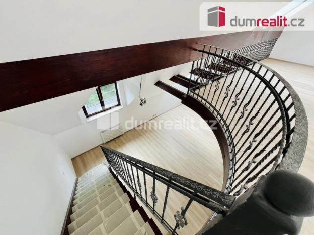 Prodej bytu 2+kk, Mariánské Lázně, Chopinova, 87 m2