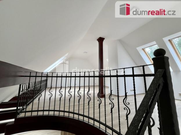 Prodej bytu 2+kk, Mariánské Lázně, Chopinova, 87 m2