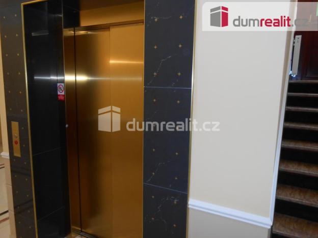 Prodej bytu 2+kk, Mariánské Lázně, Chopinova, 87 m2