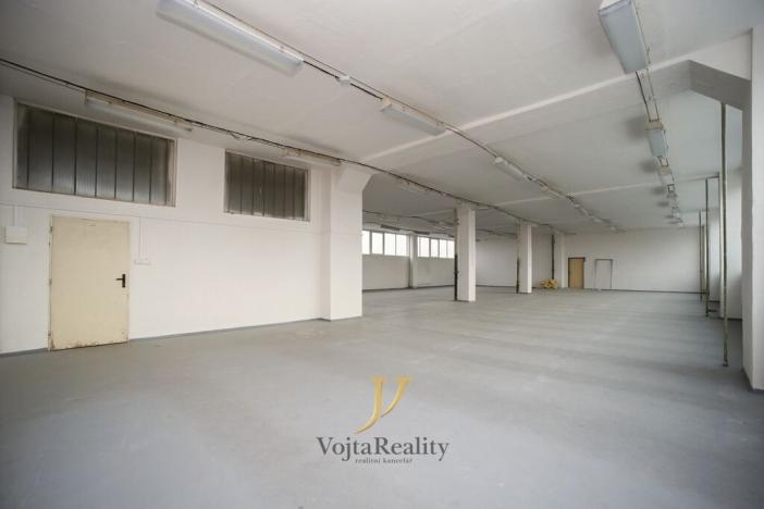 Pronájem skladu, Olomouc, Lazecká, 400 m2
