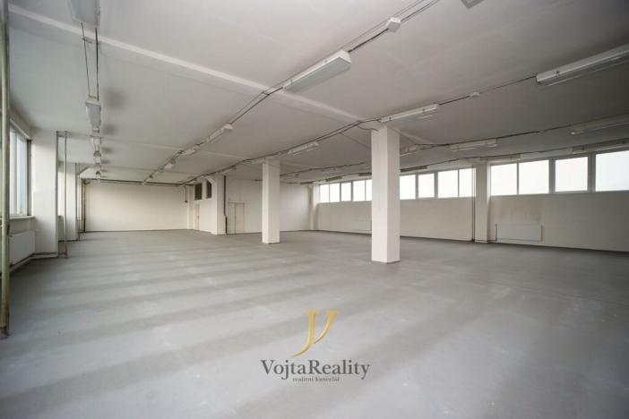 Pronájem skladu, Olomouc, Lazecká, 400 m2