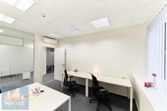 Pronájem kanceláře, Praha - Holešovice, Dělnická, 14 m2