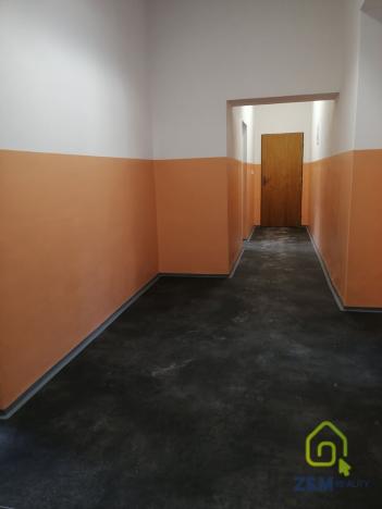 Pronájem obchodního prostoru, Sokolov, nábřeží Petra Bezruče, 26 m2