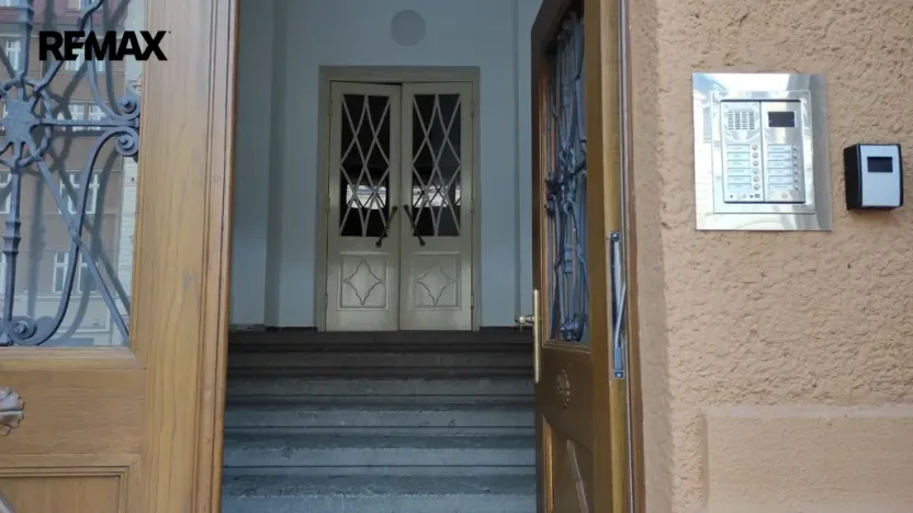 Prodej bytu 3+1, Karlovy Vary, Moskevská, 85 m2