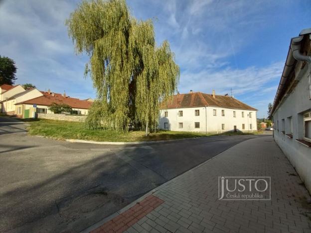 Prodej rodinného domu, Písek - Václavské Předměstí, Zátavské nábř., 330 m2