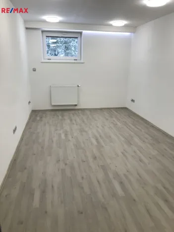 Prodej kanceláře, Pelhřimov, Pražská, 57 m2