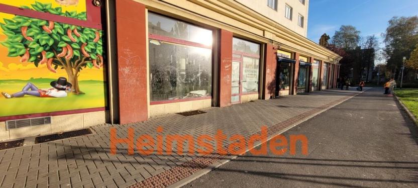 Pronájem kanceláře, Karviná - Nové Město, nám. Budovatelů, 79 m2