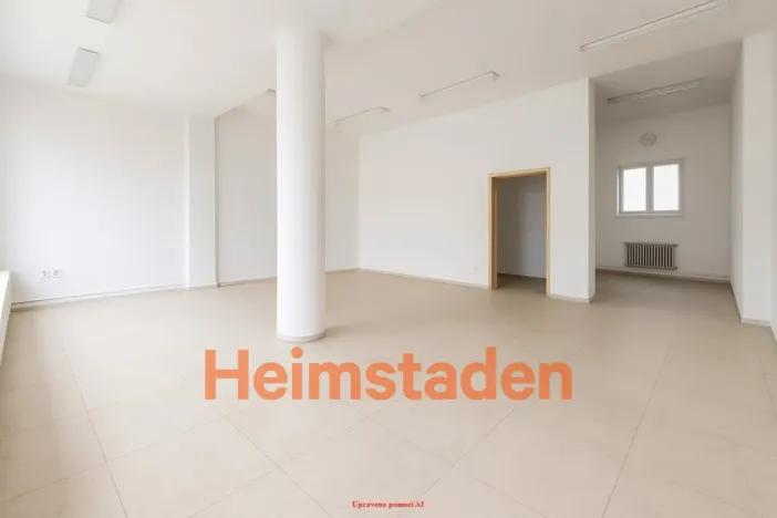 Pronájem kanceláře, Karviná - Nové Město, nám. Budovatelů, 79 m2