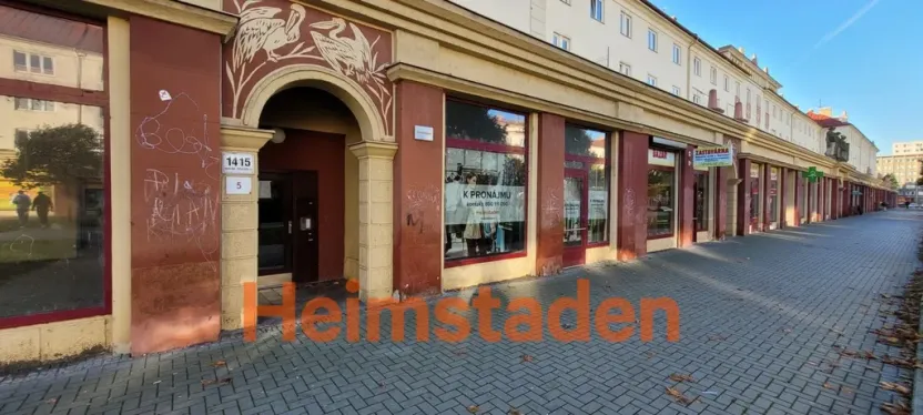 Pronájem obchodního prostoru, Karviná - Nové Město, nám. Budovatelů, 79 m2