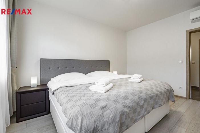 Prodej činžovního domu, Karlovy Vary, Bulharská, 635 m2