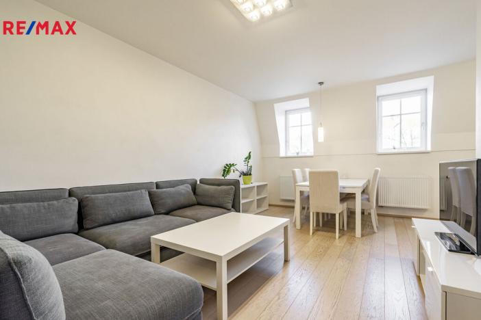 Prodej činžovního domu, Karlovy Vary, Bulharská, 635 m2