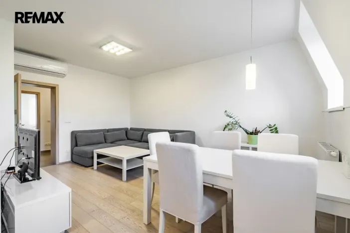 Prodej činžovního domu, Karlovy Vary, Bulharská, 635 m2