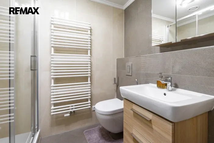 Prodej činžovního domu, Karlovy Vary, Bulharská, 635 m2