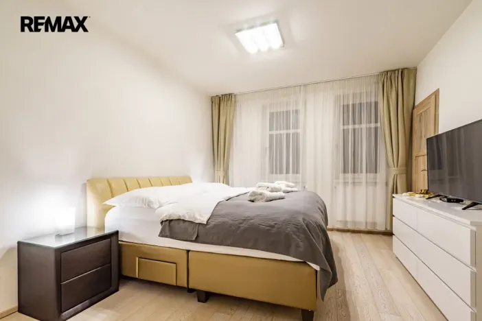 Prodej činžovního domu, Karlovy Vary, Bulharská, 635 m2