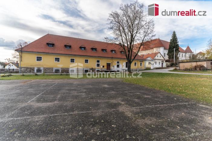 Prodej ubytování, Louňovice pod Blaníkem, 3010 m2