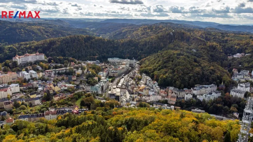 Prodej rodinného domu, Karlovy Vary, Pod Jelením skokem, 222 m2