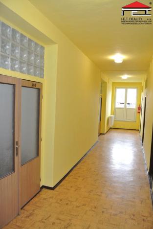 Pronájem kanceláře, Frýdek-Místek, Příborská, 73 m2