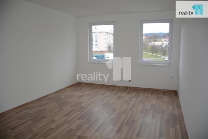 Pronájem kanceláře, Ostrov, Vančurova, 101 m2