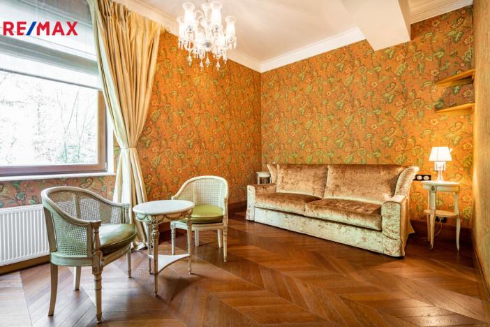 Prodej bytu 6+kk a větší, Karlovy Vary, U Imperiálu, 251 m2