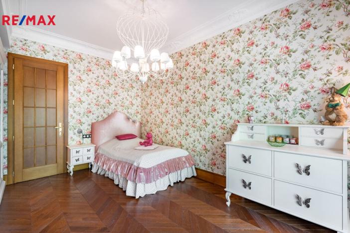 Prodej bytu 6+kk a větší, Karlovy Vary, U Imperiálu, 251 m2