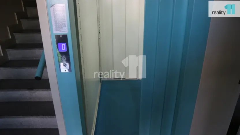 Prodej bytu 2+1, Ostrava - Přívoz, Arbesova, 63 m2