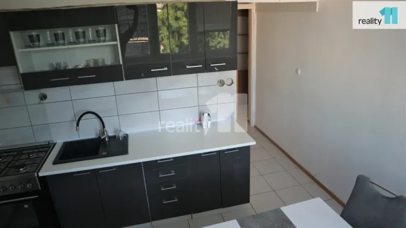 Prodej bytu 2+1, Ostrava - Přívoz, Arbesova, 63 m2