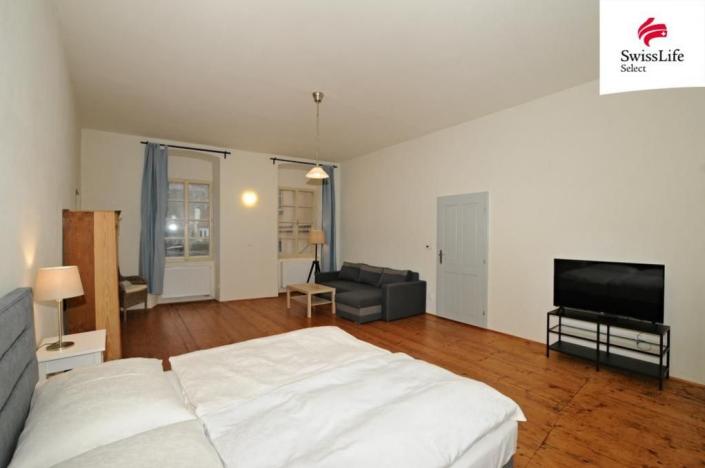 Prodej historického objektu, Český Krumlov, Dlouhá, 1100 m2