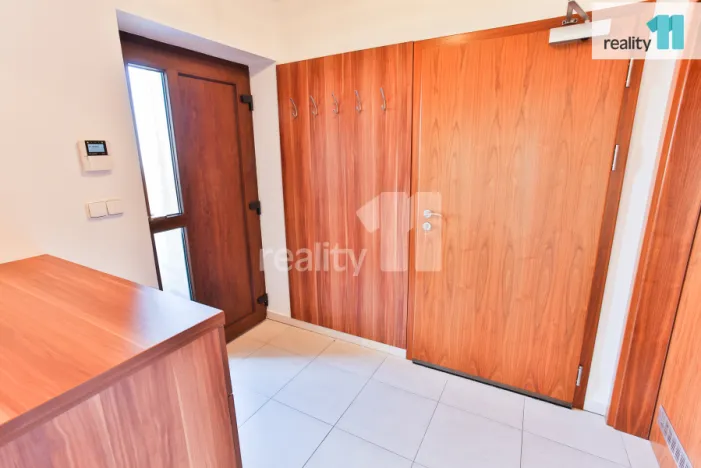 Prodej rodinného domu, Radějovice, 238 m2