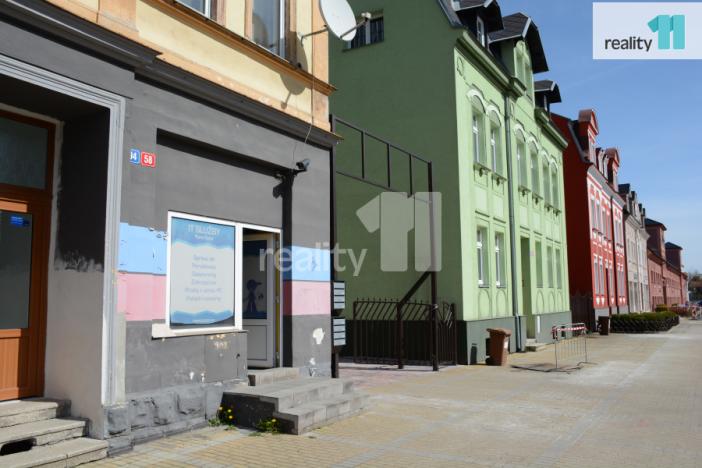 Prodej komerční nemovitosti, Karlovy Vary - Dvory, Chebská, 34 m2