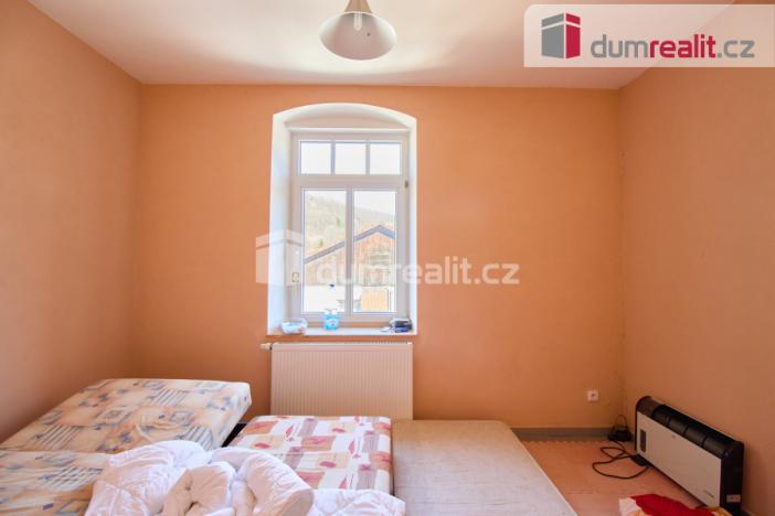 Prodej rodinného domu, Stráž nad Ohří, 980 m2