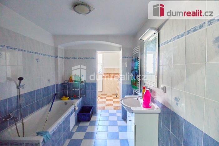 Prodej rodinného domu, Stráž nad Ohří, 980 m2