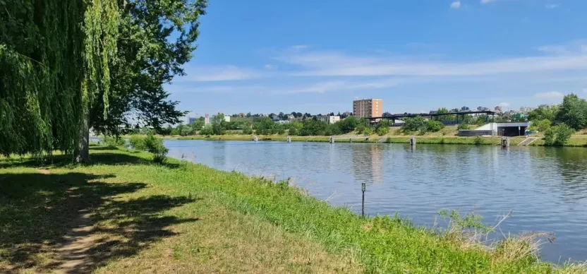 Prodej pozemku, Praha - Zbraslav, 10828 m2