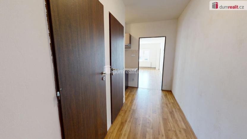 Pronájem bytu 1+1, Opava - Komárov, Podvihovská, 37 m2