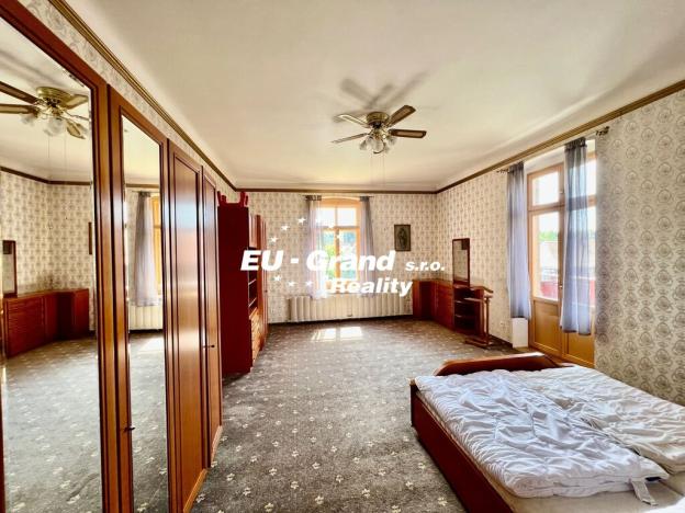 Prodej vily, Neugersdorf, Německo, Hauptstrasse, 500 m2